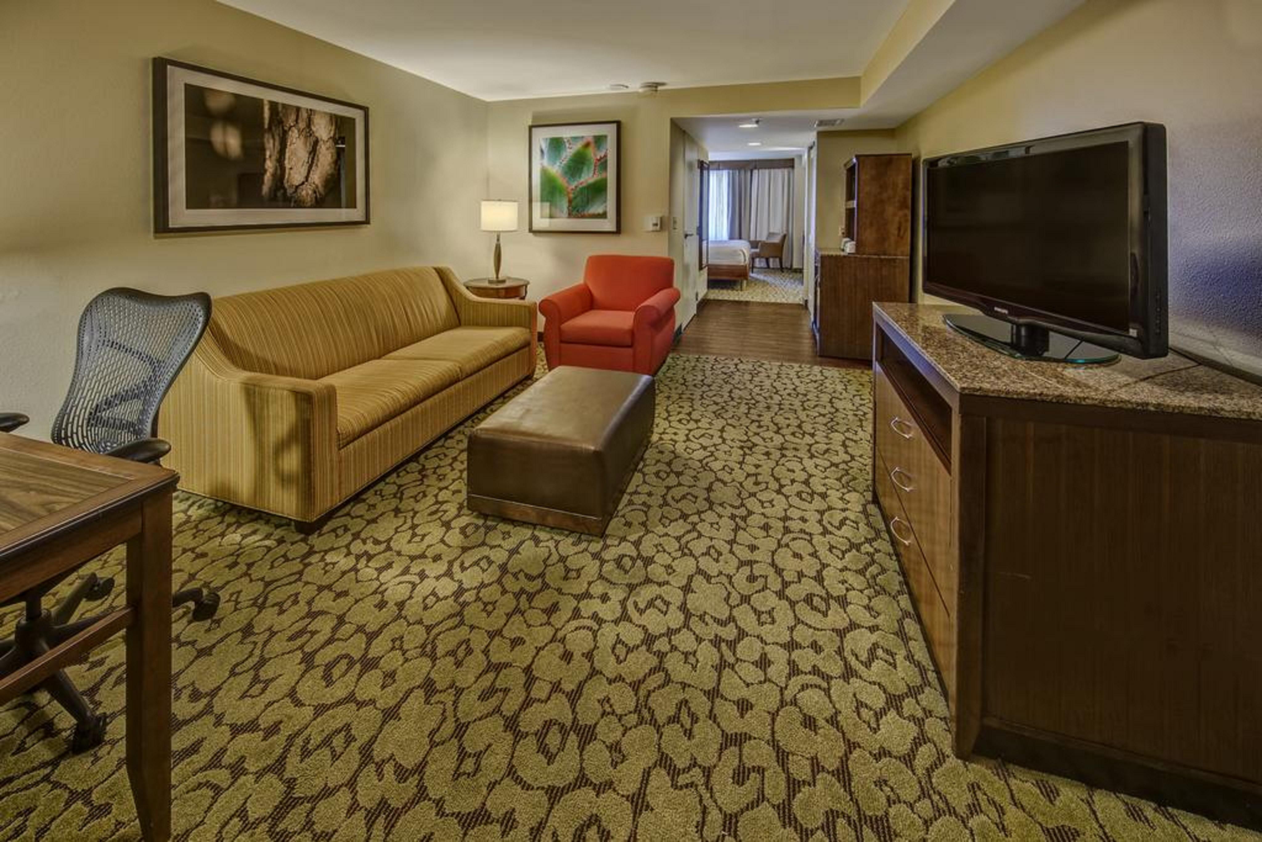 Hilton Garden Inn New Orleans Convention Center Buitenkant foto