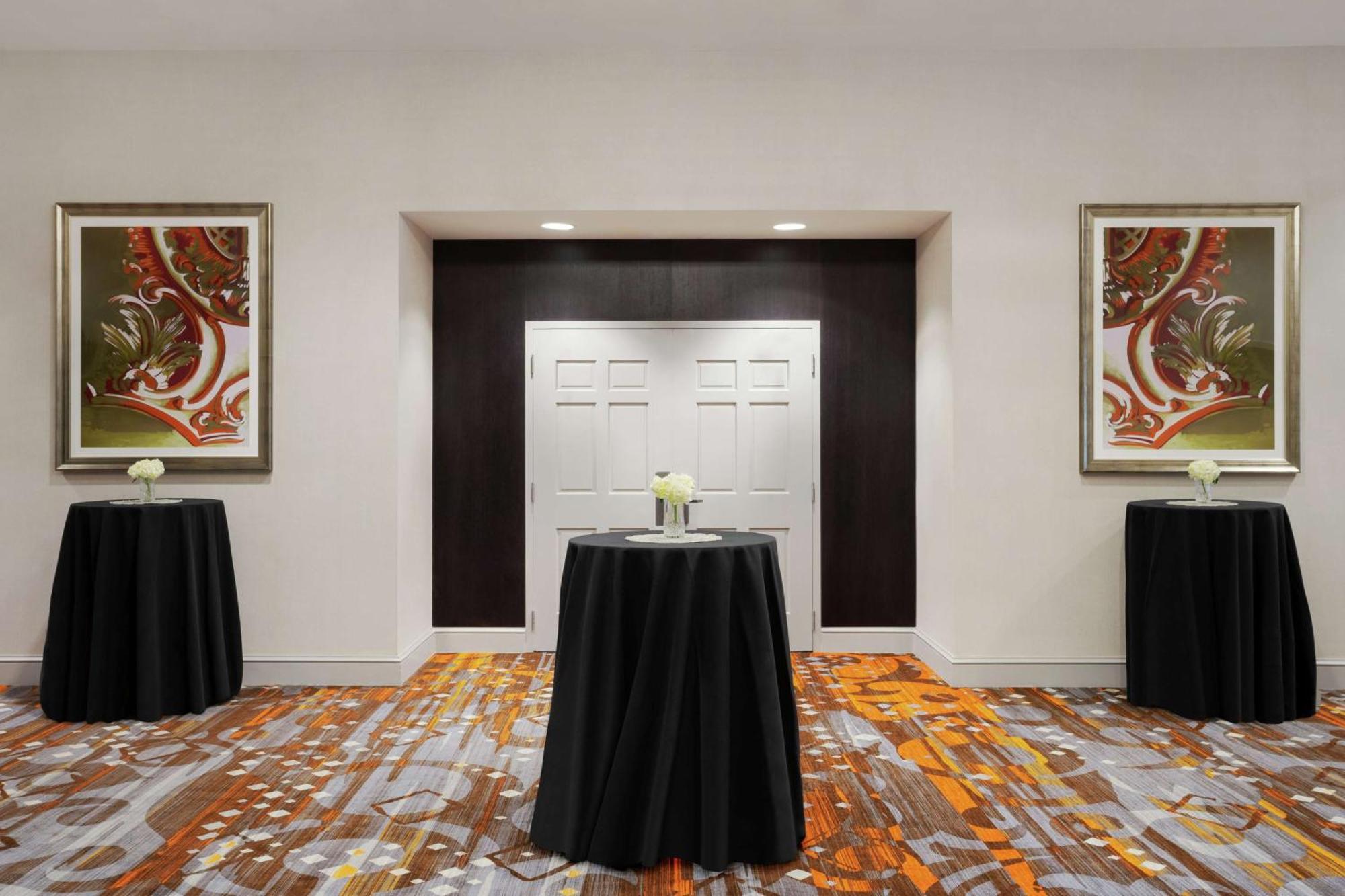 Hilton Garden Inn New Orleans Convention Center Buitenkant foto