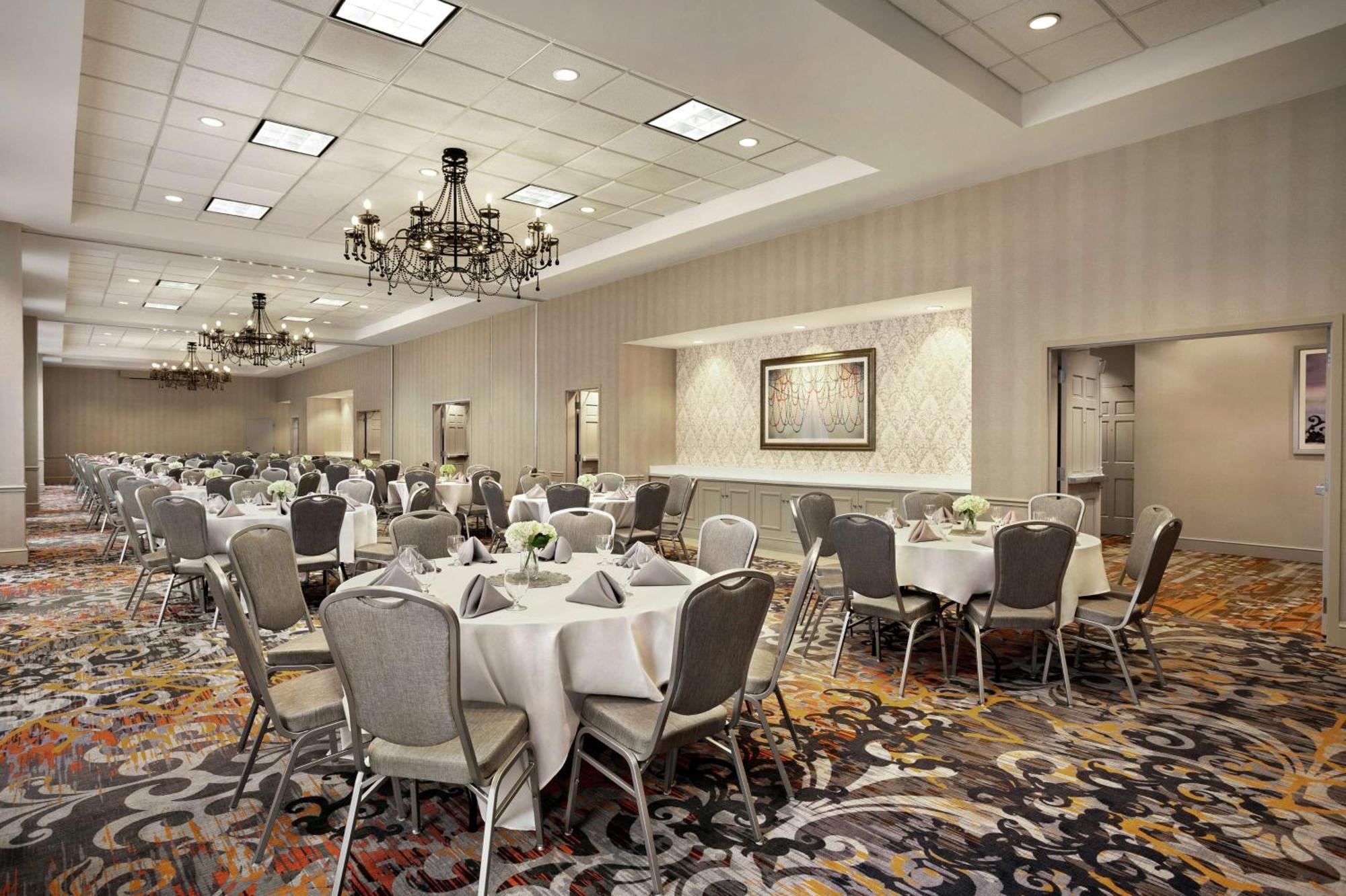 Hilton Garden Inn New Orleans Convention Center Buitenkant foto